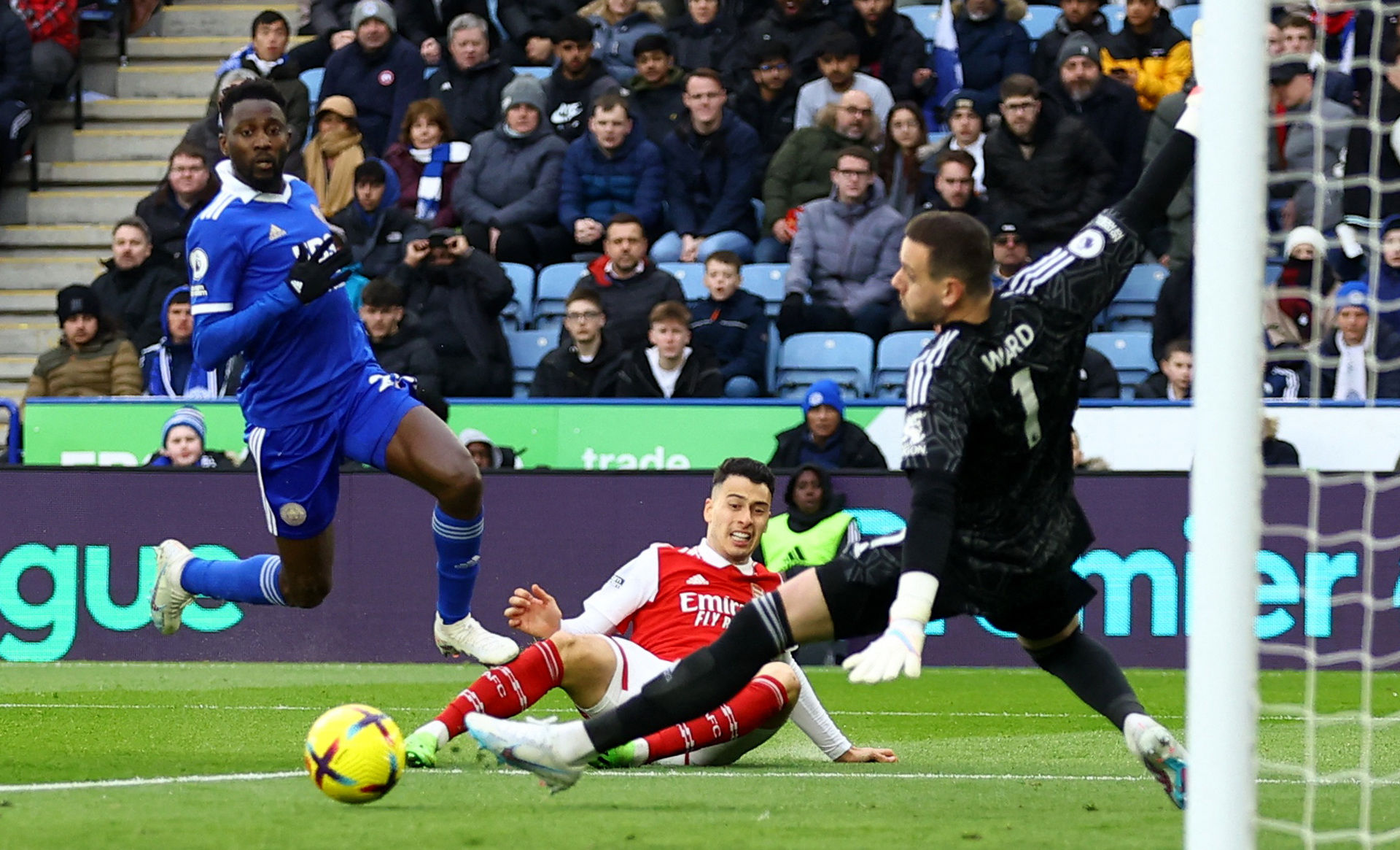 卢宁事件不 卢宁事件不